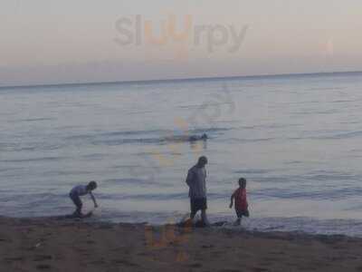 Alcatraz Beach Bar & Restaurant