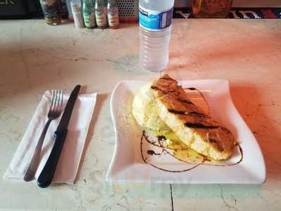 Afrika's Restaurant & Grill