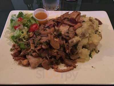 Afrika's Restaurant & Grill