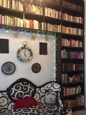 Quimera, Cafe Literario