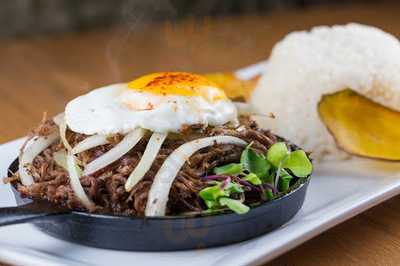 Asere Cubano Kitchen Bar