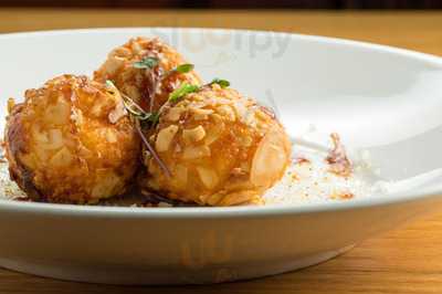 Asere Cubano Kitchen Bar