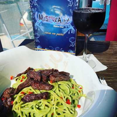 Mistura Bistro Bar