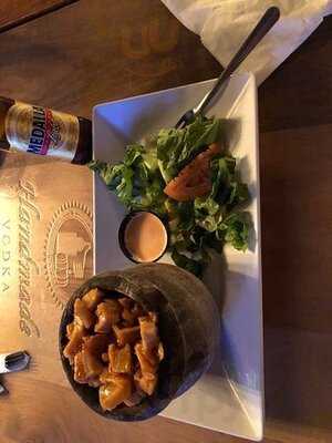 Restaurante Ladi's Place Puerta De Tierra