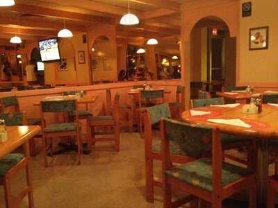 Greenhouse Restaurant & Lounge