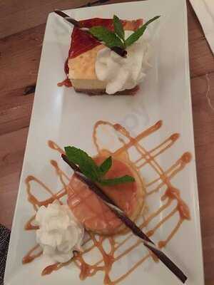 Greenhouse Restaurant & Lounge