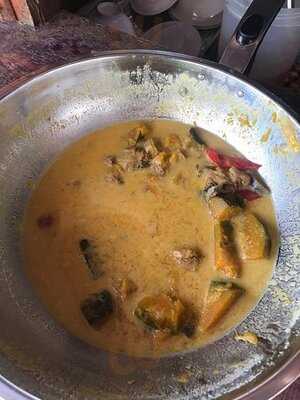 Ga-ay Sugba-sugba And Fastfood