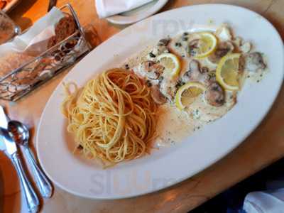 The Cheescake Factory Plaza Las Americas