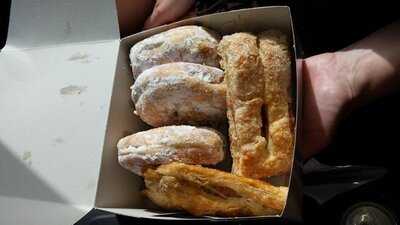 Panaderia Reposteria Monte Brisas