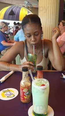 Iguana Bar Restaurant