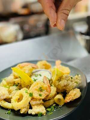 Ombra Italian Eatery