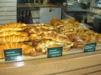 Вилли Гуд и Хлебные девчонки