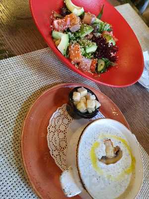 Семейный ресторан "Волшебный Сад"