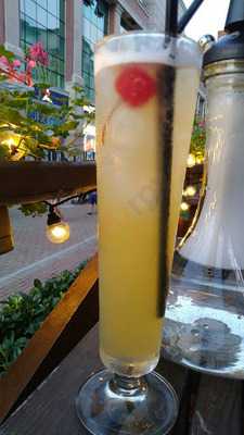 Раковарня Зина и Море