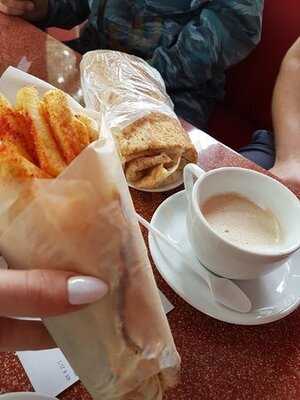 Кафе-сувлачная