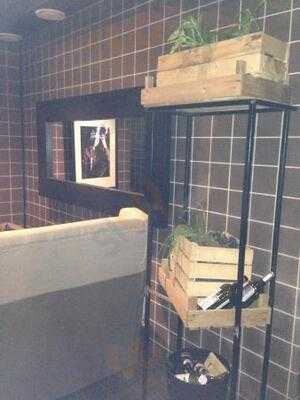 Бекон и Джон