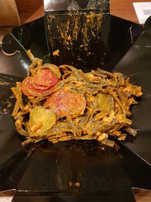 Mary Wong. Noodle Bar.