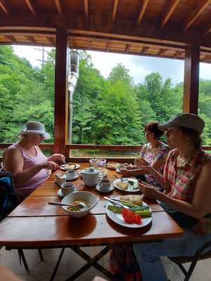 Навалишенское ущелье