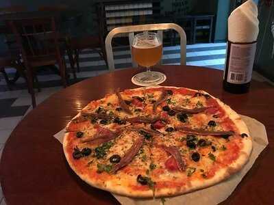 Camorra Pizza E Birra