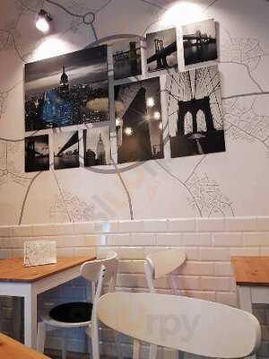 Гонконгские вафли в Сочи от Give Me Waffle