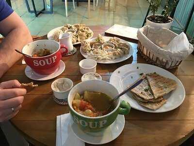 Мамочка Момо