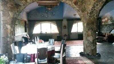 Гостинный дворЪ