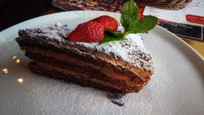 People's Megapolisbar