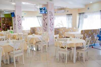 Семейное кафе "Забава"