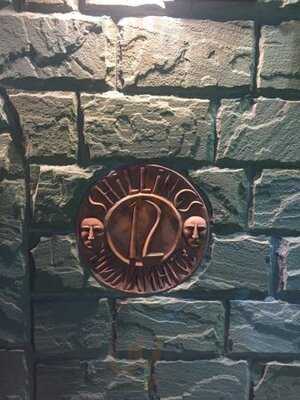 12 Шиллингов