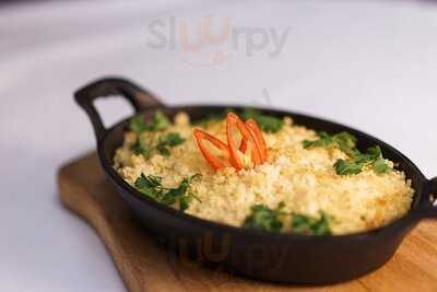 Адриано Leonardo