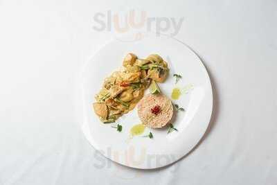 Адриано Leonardo