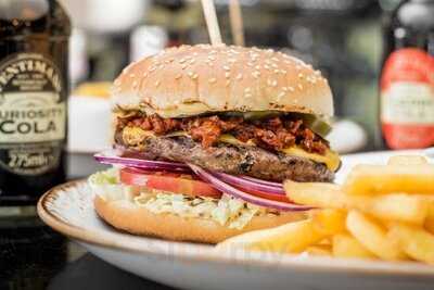 Baker Street кофейня & пекарня