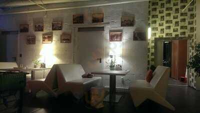 Арт-кафе  "Белый Кролик"