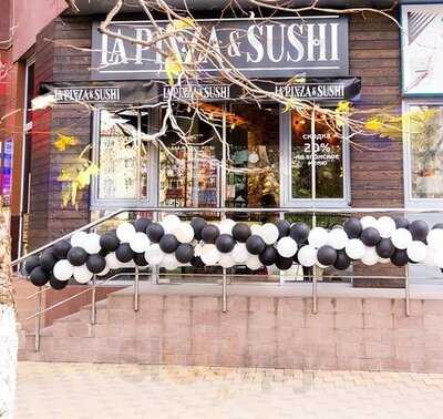 La Pizza & Sushi