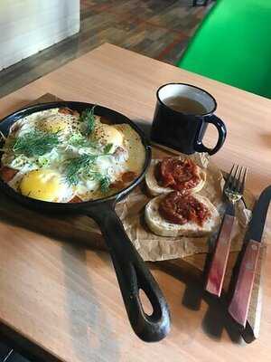 Брекфастерия