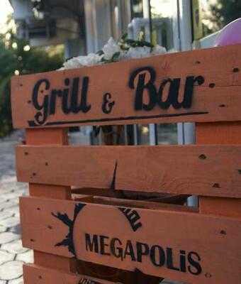 Megapolis Bar & Grill