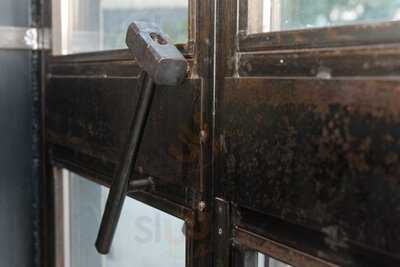 Крафт бар Мотористъ