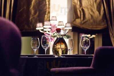 Черная Магнолия