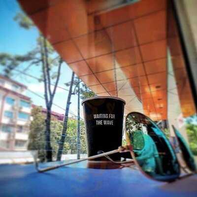 Surf Coffee X' Whatslove