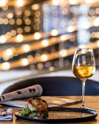 Fire Lake Grill House & Cocktail Bar