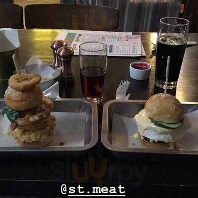 St. Мясной Street Food