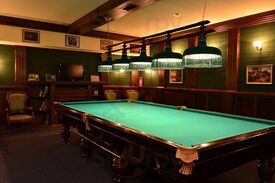 пиццерия Unomomenta/Бильярдный клуб