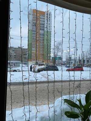 Тутто Бене на Жукова