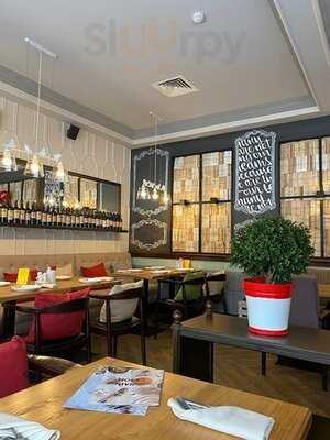 Тутто Бене на Жукова