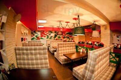 ресторан домашнего уюта "Гости"