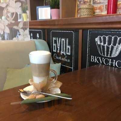 Своя компания, ресторан