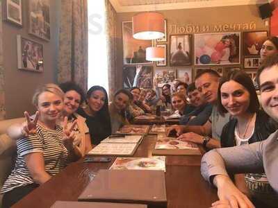 Своя компания, ресторан