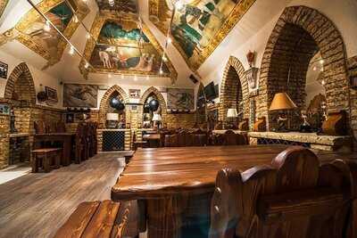 Спорт-бар Hefner