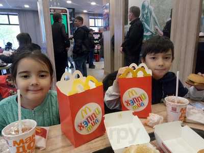 Макдоналдс