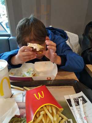 Макдоналдс